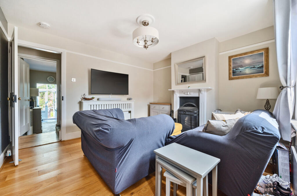 19-6823421beb4d7-...