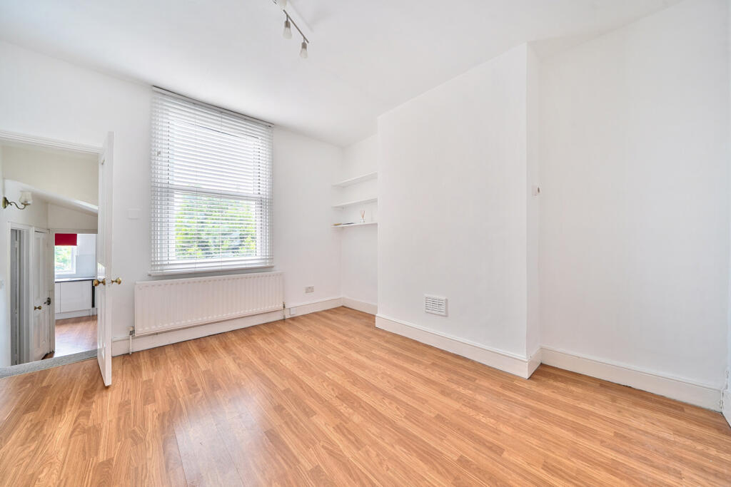 1304202-12-683efa...