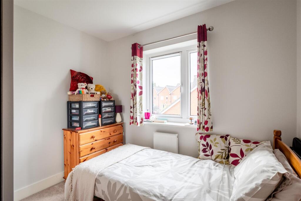 64 Lexington Drive-18.jpg