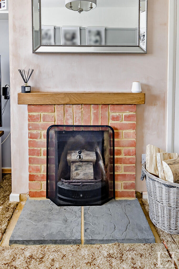 8652526-interiorW...