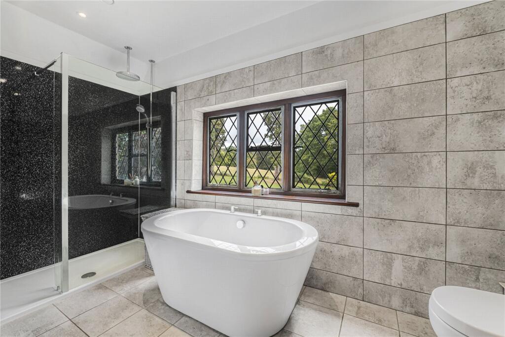 Bedroom One En Suite