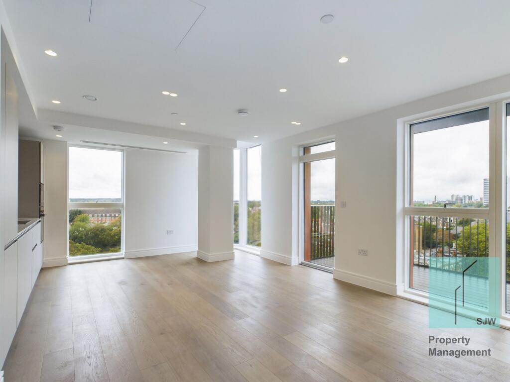 Chiswick High Road, Empire House, W4