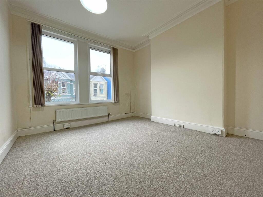 Bedroom One.jpg