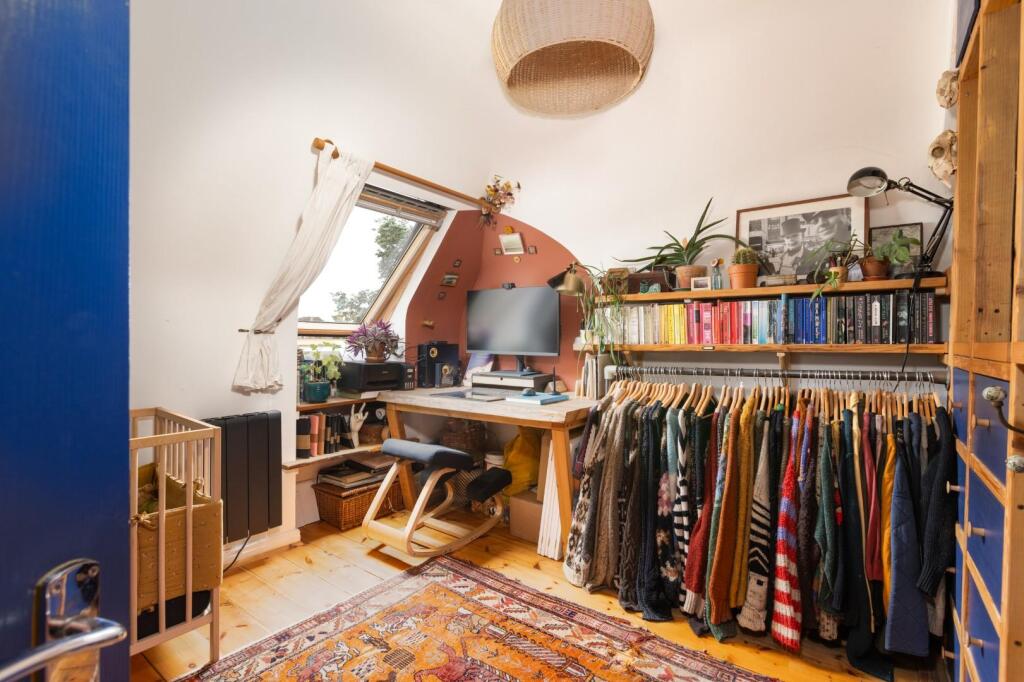 Flat 3, 103 Greenbank Road, BS5-13.jpg