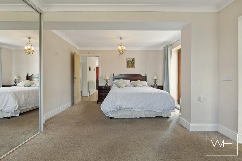 2 Aintree Close, Cus