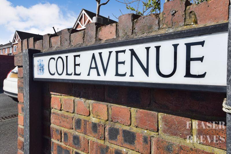 Cole Ave