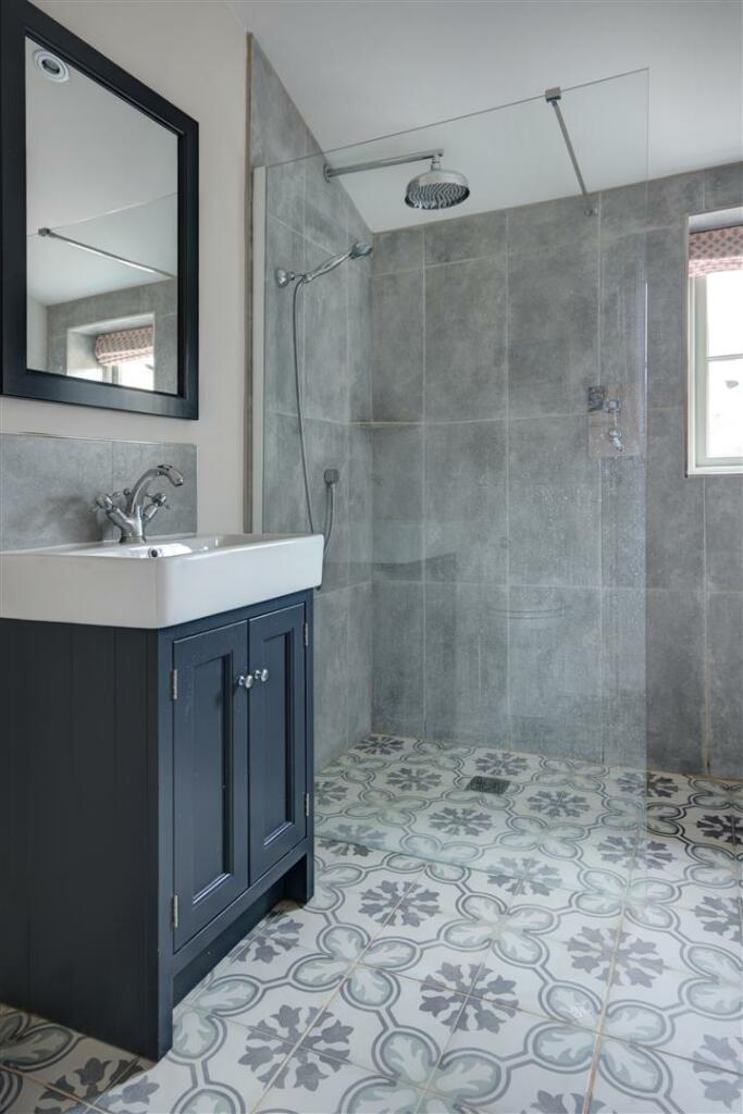 5 The Colony - Ground Floor Wet Room.jpg