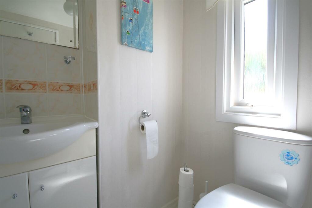 Separate WC