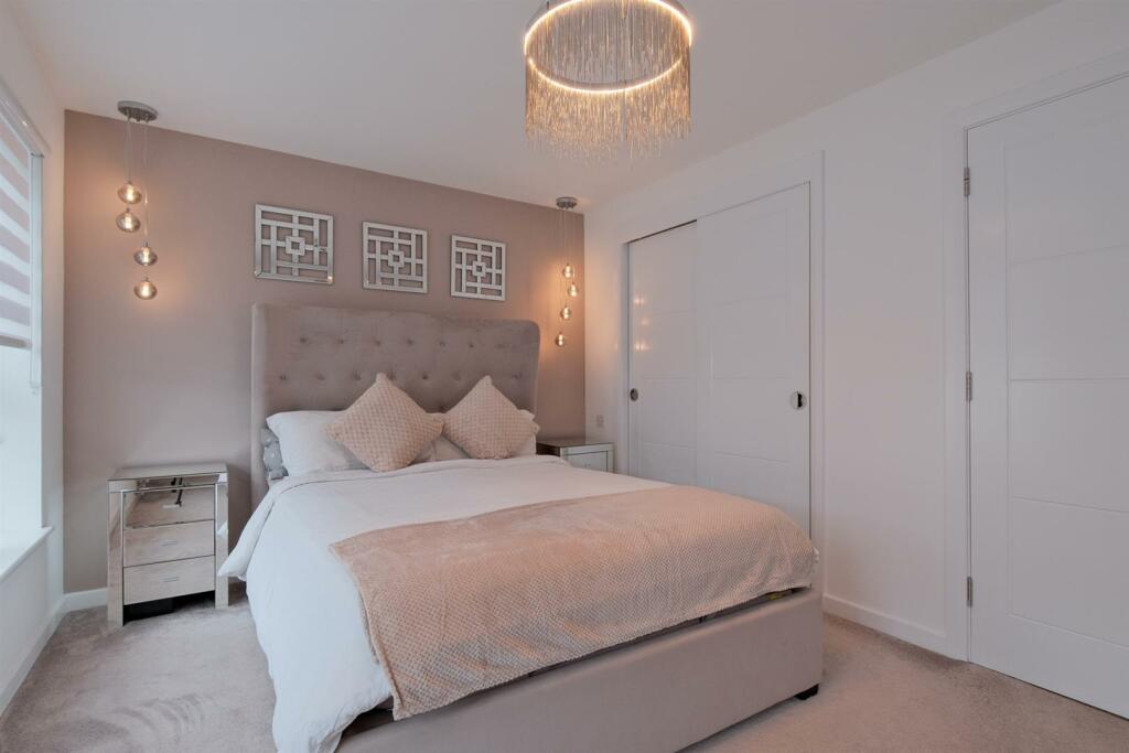 018-31 Ardencraig Terrace, Glasgow, G45 9BJ.jpg