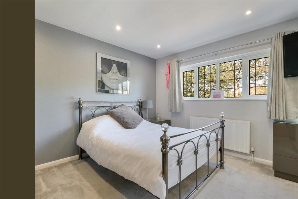 YEW TREE BOTTOM ROAD (2).jpg