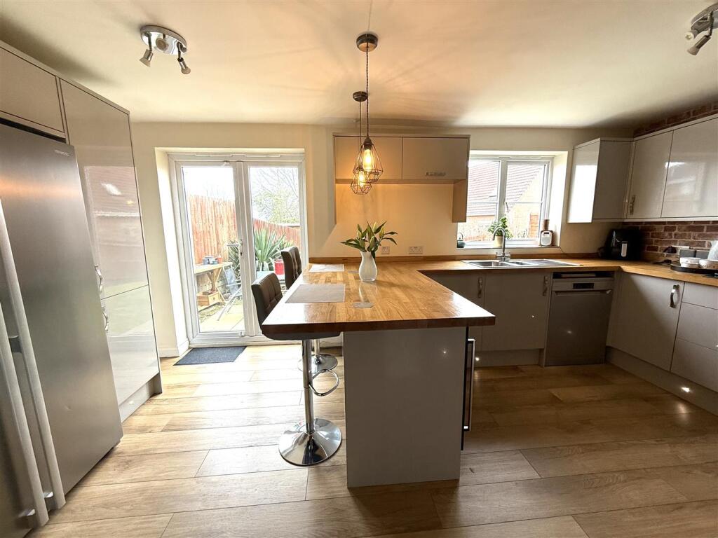 160 burnt kit 2.jpeg