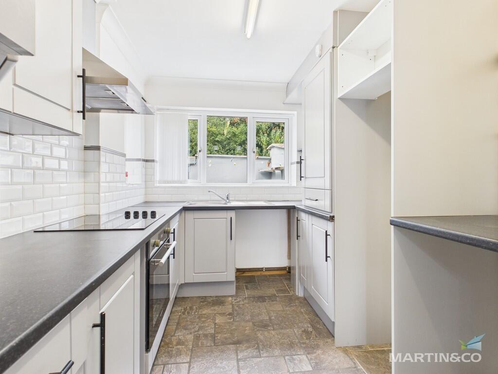 CAM03111G0-PR0363...