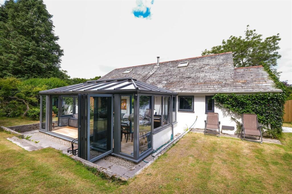Parry Sterts Cottage-7.jpg