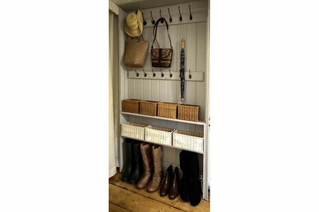 Cloak Room