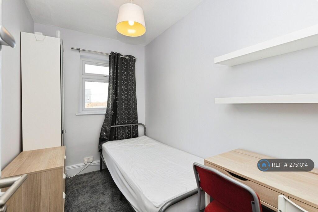 Room 5 