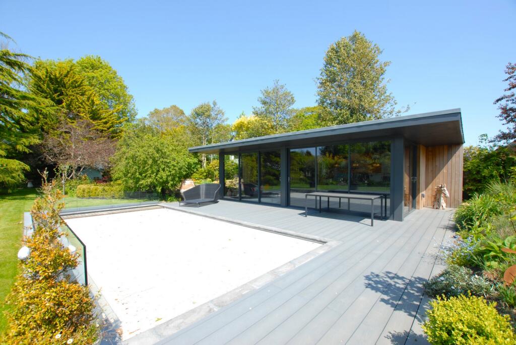 Pool and garden room