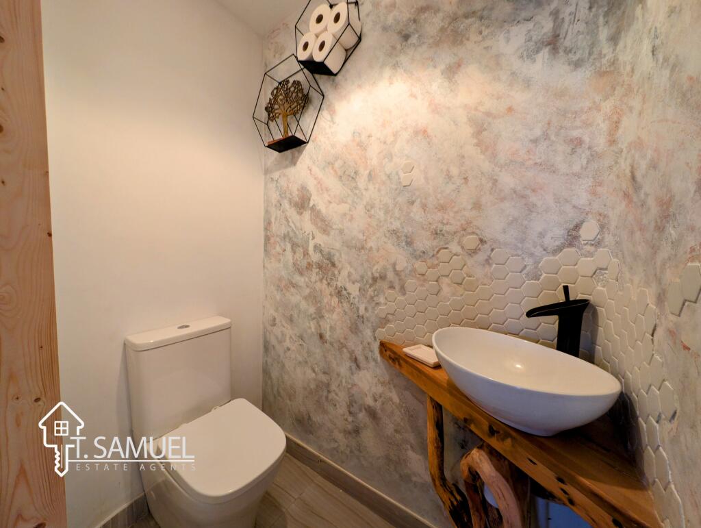 PXL_20250221_152120311~2