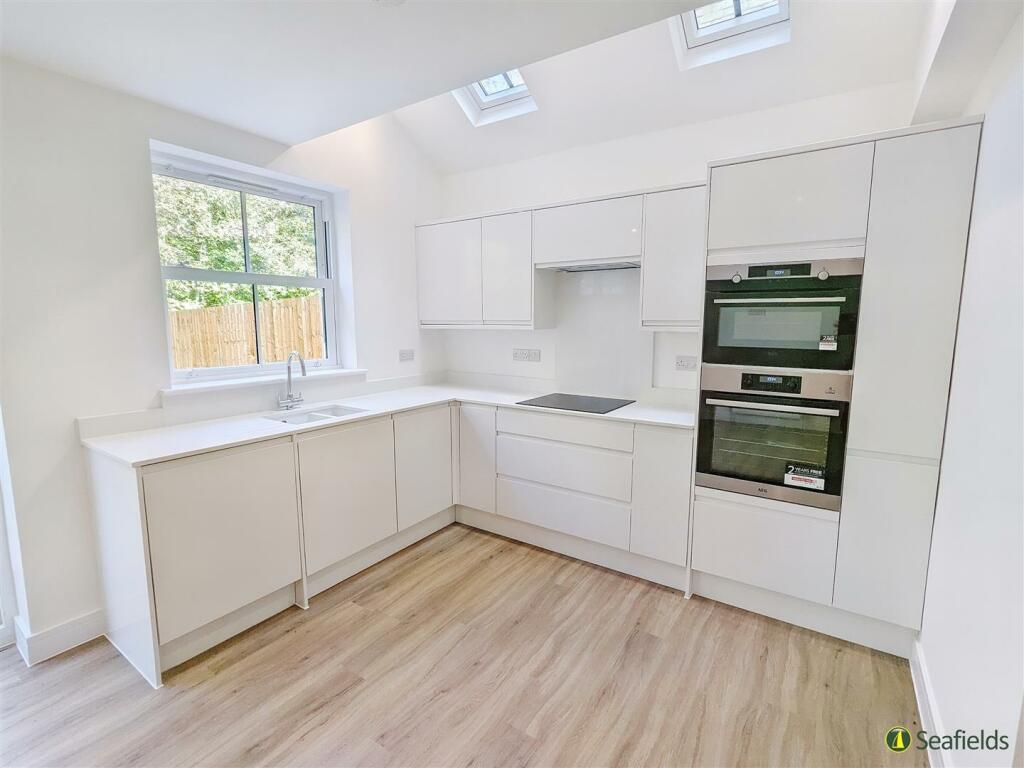 Quality Fitted Kitchen