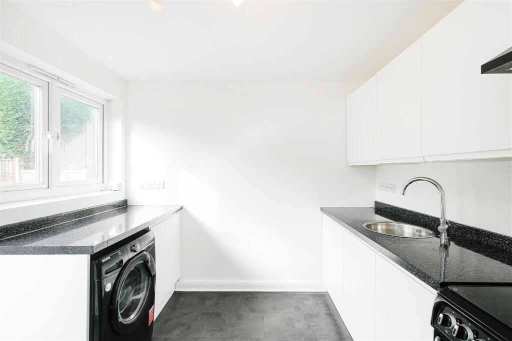 Palmerston Court-4.jpg