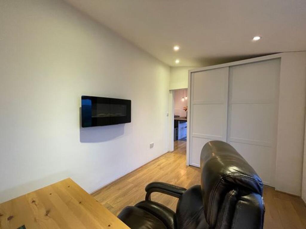 Guesthouse bedroom