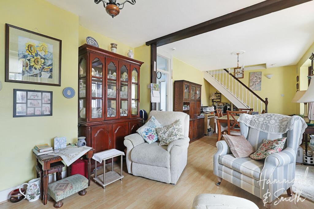 Lounge / Dining Room