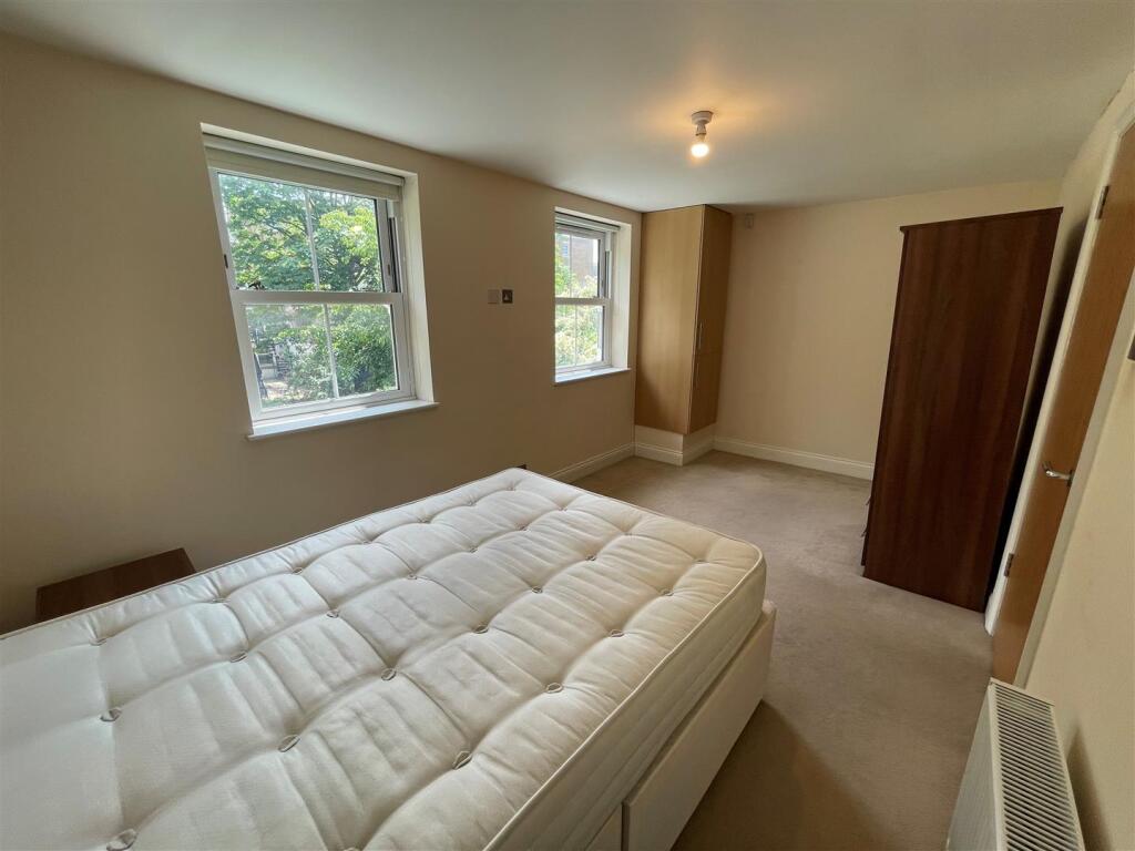 Bedroom2.jpg