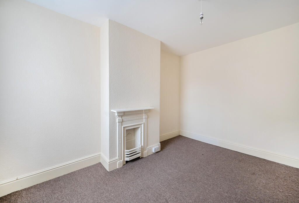 1302958-5-683f182...