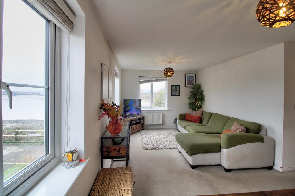 IMG_9954_5_6_Interior 4