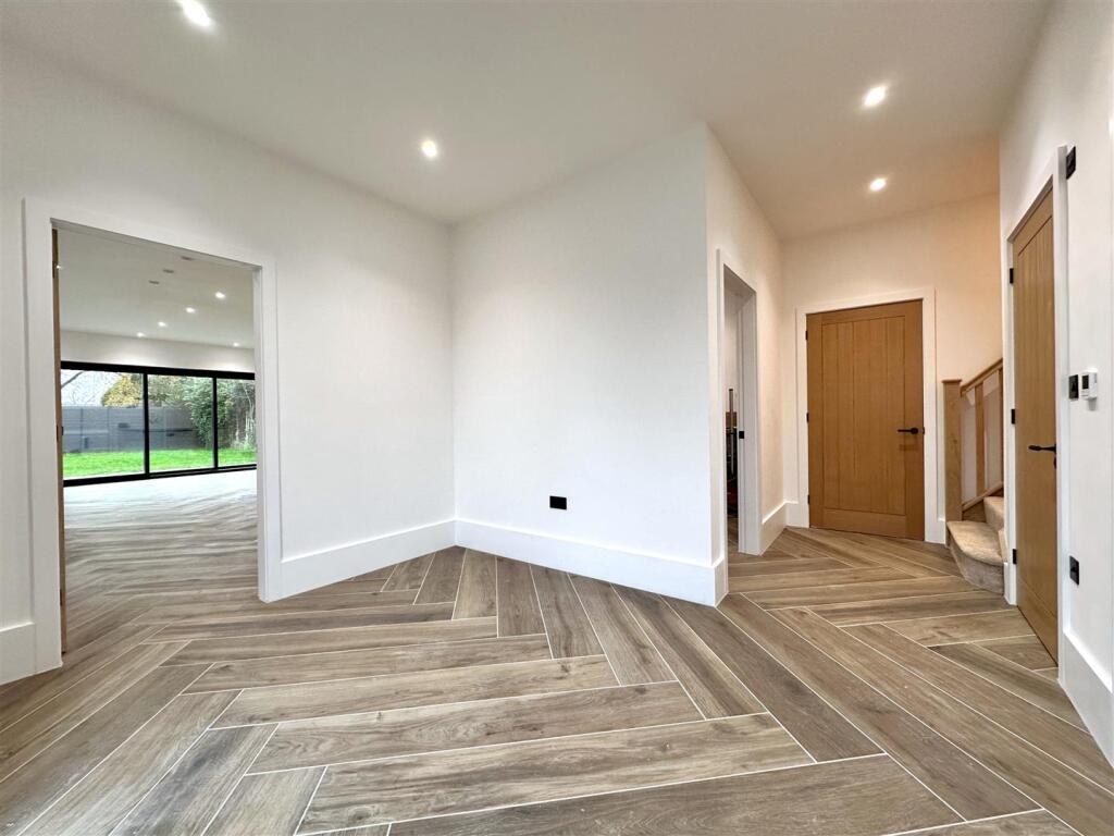 Inviting Reception Hall 636