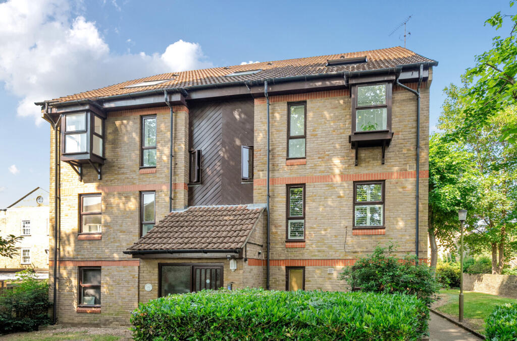 1313720-23-6853d8...