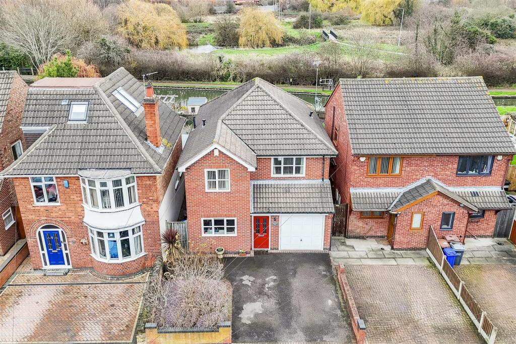 DJI_20251208140009_0247_D-DJI_20251208140009_0251_