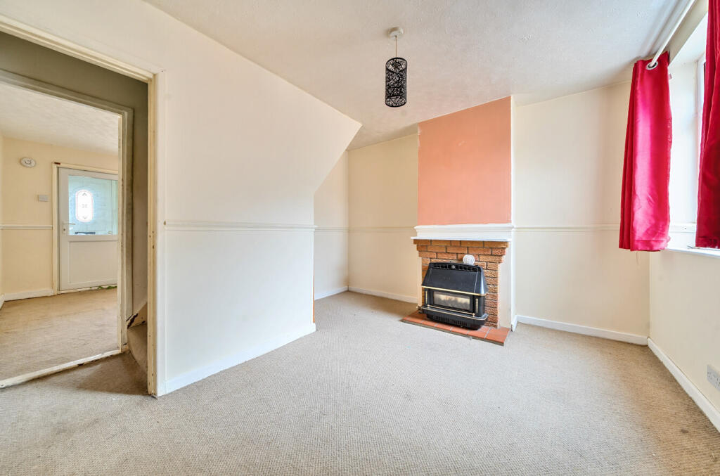 1311771-4-684d98b...