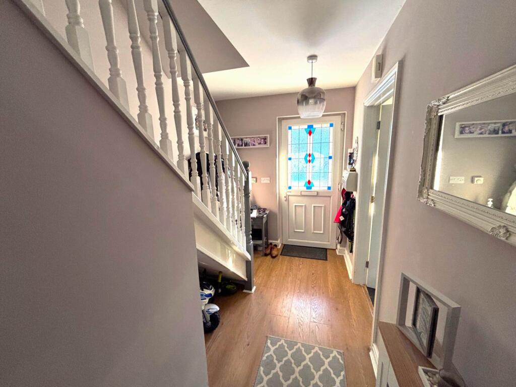 Y Gerddi, Blaenplwyf