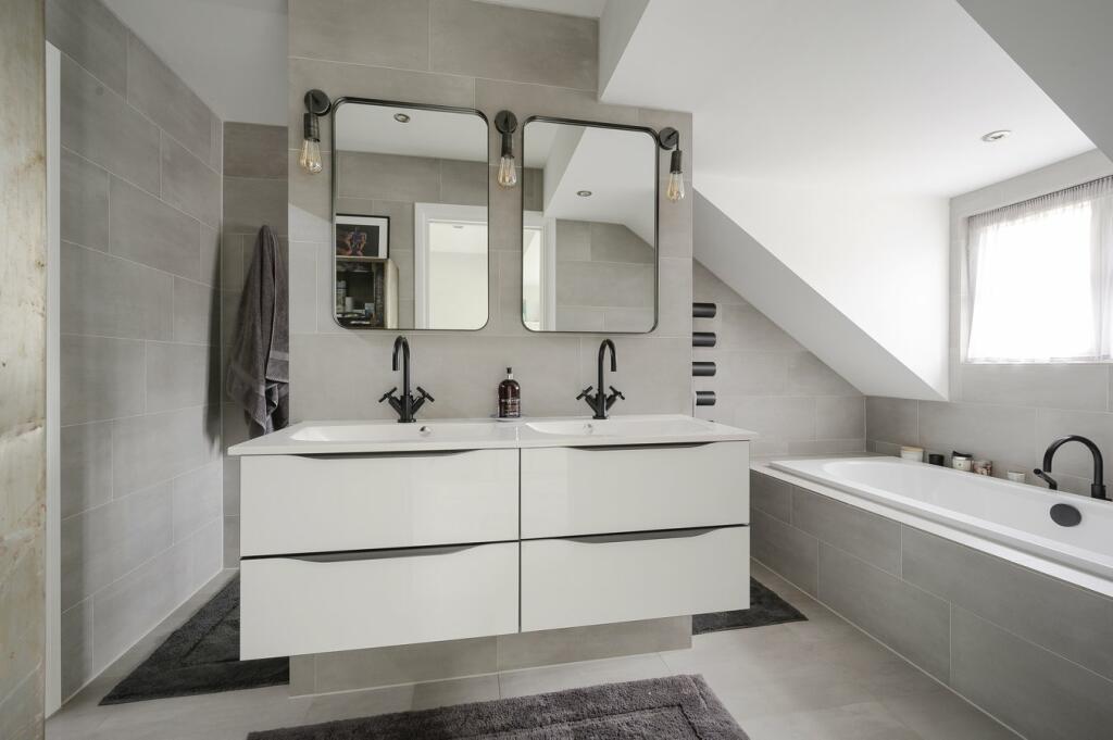 Principal Ensuite