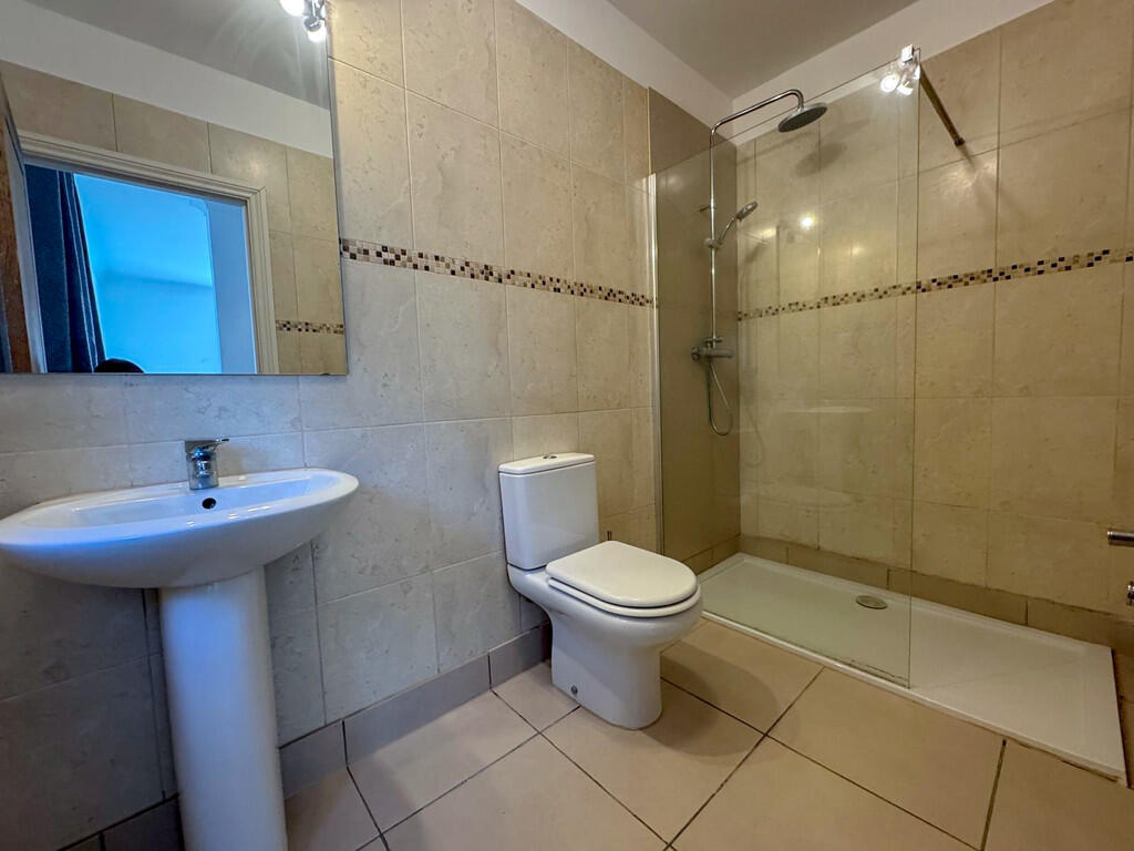 4865b485-19d4-4fc...