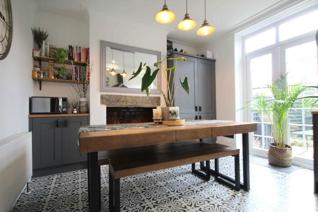 Dining Kitchen