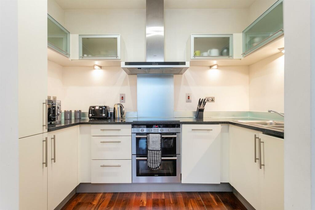 1803202414_REL_64 Discovery Dock Apartments West 2