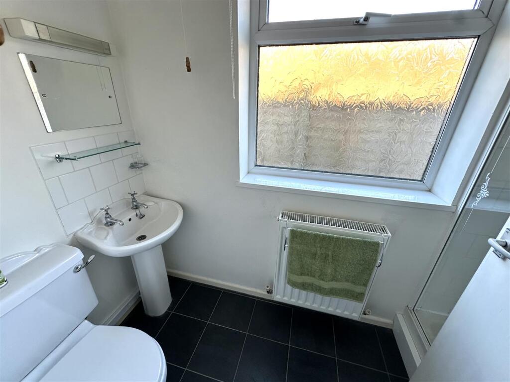 Ensuite Shower Room