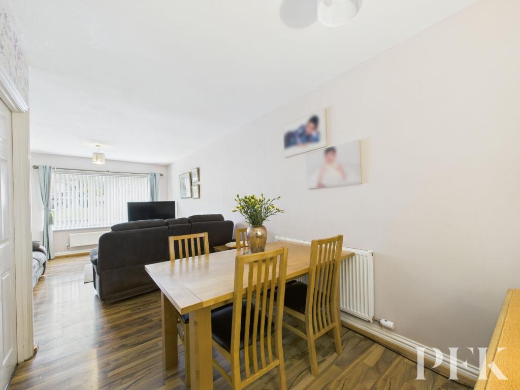 Living Room / Dining Room