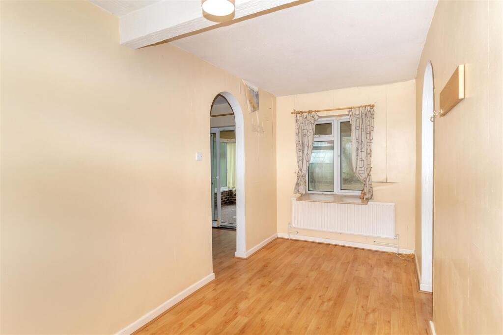 Sunningdale Rd-28.jpg