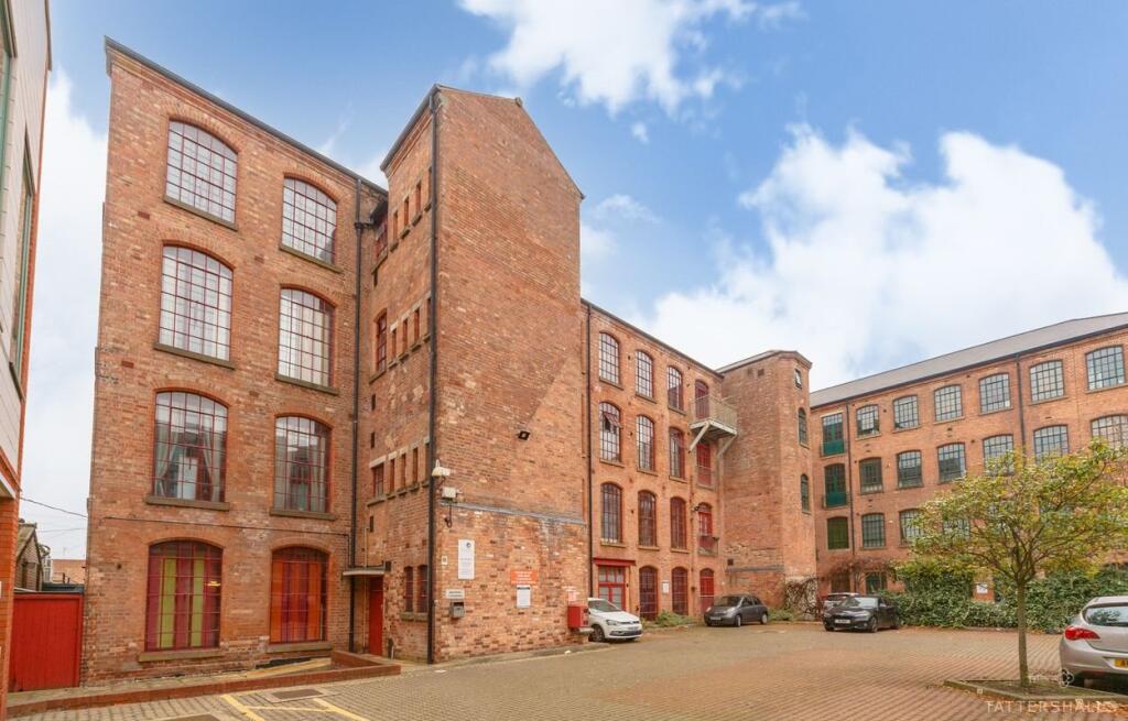 5b563737811d88f83176