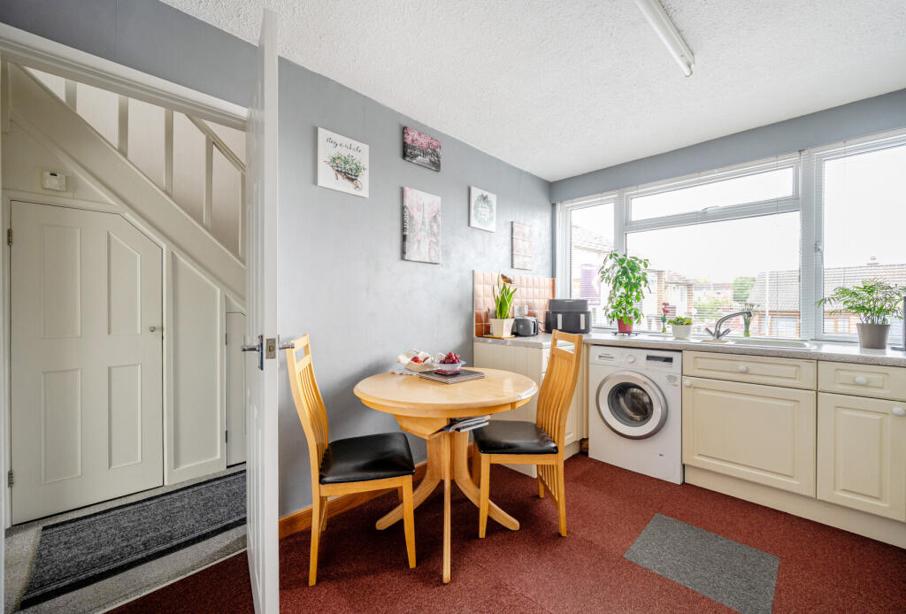 14-68235b9ab9e78-...