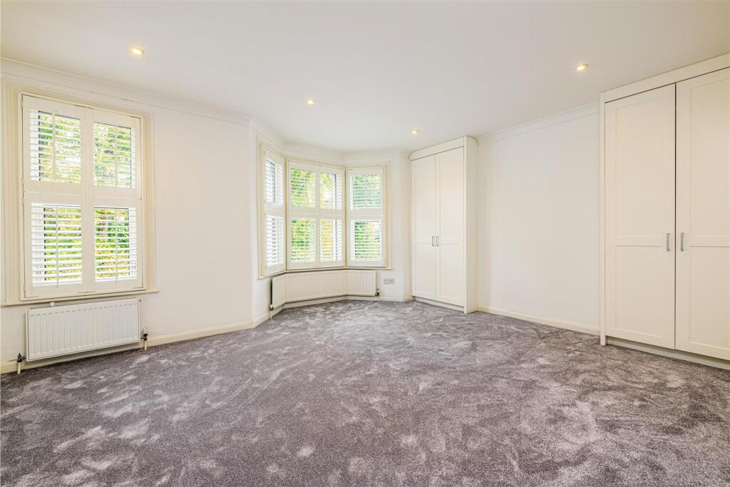 30 Deodar Rd Bed 3.jpg