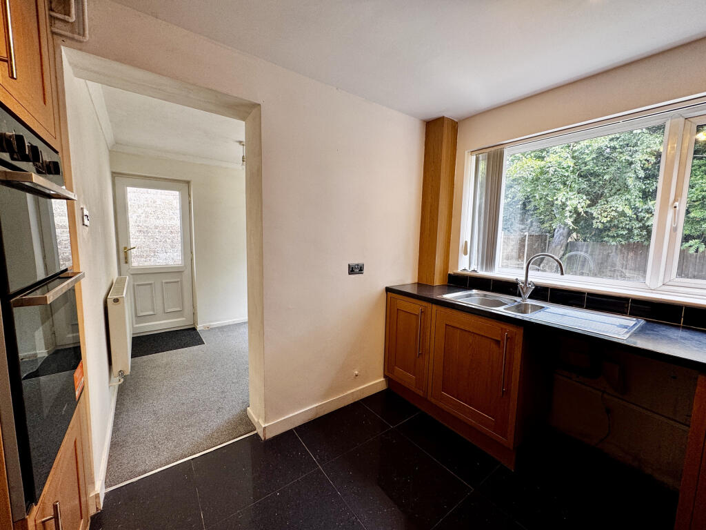 20250827_113907850_iOS