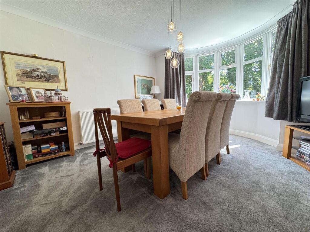 IMG_9300 (Large).JPG