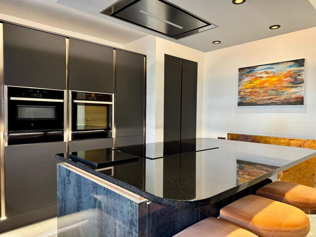 Breakfast Kitchen