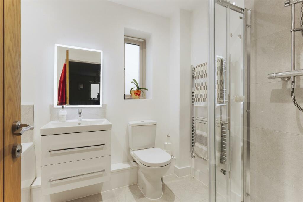 64957_Laxton House Lake Lane Frampton on Severn (2