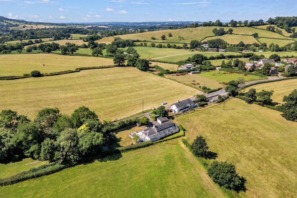 WessingtonCottage.34.jpg