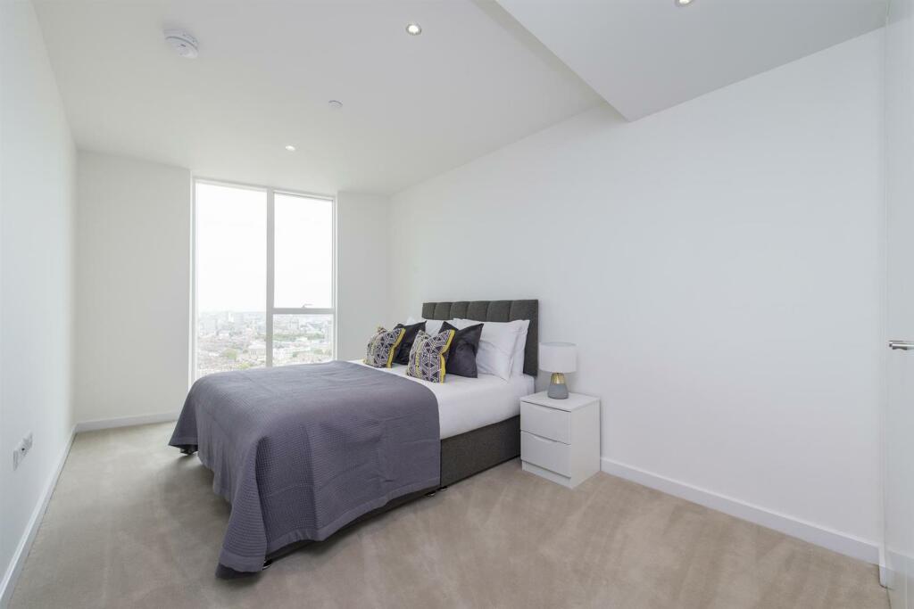 Bedroom (2).jpg