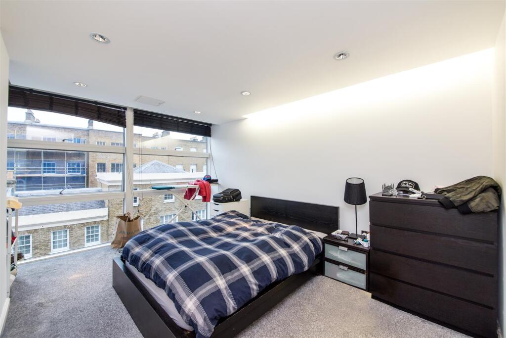 bed2.jpg